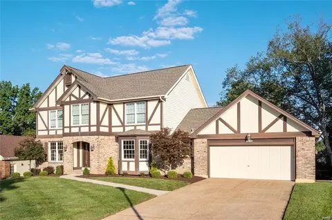 1679 Timber Ridge Estates Dr, Wildwood, MO 63011