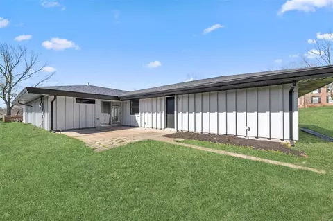 Exterior - 129 Clear Meadows Dr, Ballwin, MO 63011 photo 8 of 10