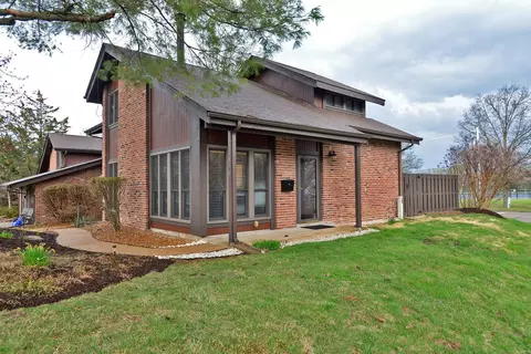 1056 Humber Cir, Saint Louis, MO 63129