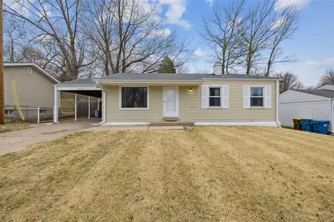 10430 Olney Dr, Saint Louis, MO 63136