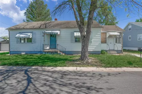 7 2nd St, Saint Peters, MO 63376