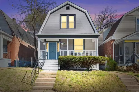 4457 Wilcox Ave, Saint Louis, MO 63116