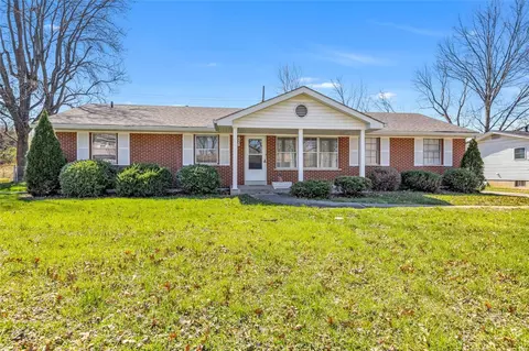 610 Danny Ln, O'fallon, MO 63366