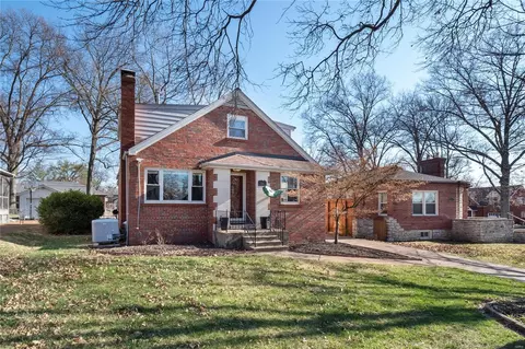 Exterior - 6766 Devonshire Ave, Saint Louis, MO 63109 photo 9 of 9