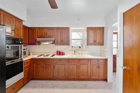 Kitchen - 6766 Devonshire Ave, Saint Louis, MO 63109 photo 2 of 3