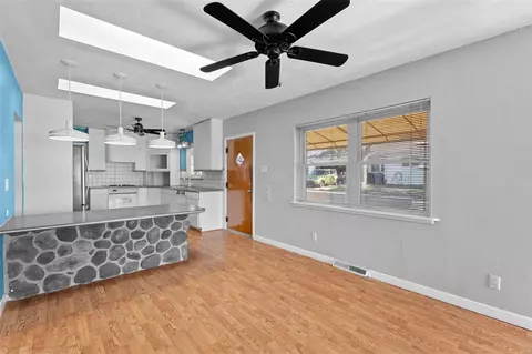 7435 Sharp Ave, Saint Louis, MO 63116 photo 9