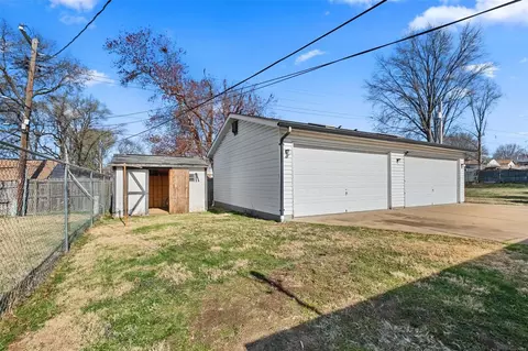 7435 Sharp Ave, Saint Louis, MO 63116 photo 25