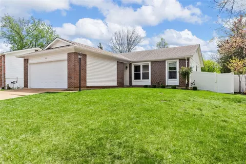 Exterior - 372 Novara Dr, Ballwin, MO 63021 photo 2 of 6