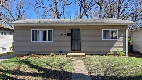 10536 Duke Dr, Saint Louis, MO 63136
