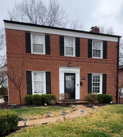 9413 Pine Ave, Brentwood, MO 63144