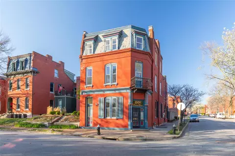 2101 Arsenal St, Saint Louis, MO 63118