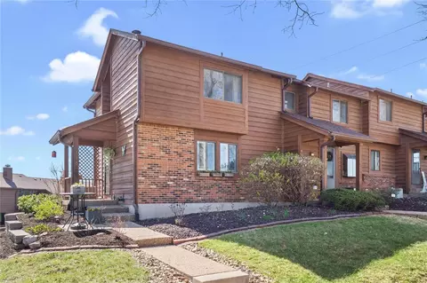 116 Cedar Grove Dr #A, Saint Charles, MO 63304