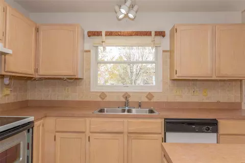 Kitchen - 2338 Hidden Deer Dr, O'fallon, MO 63368 photo 3 of 3