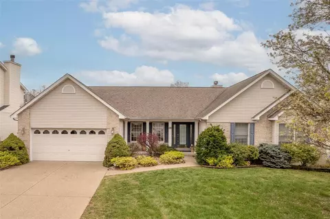Exterior - 2338 Hidden Deer Dr, O'fallon, MO 63368 photo 14 of 20