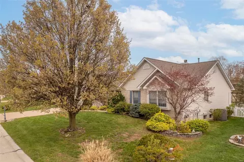 Exterior - 2338 Hidden Deer Dr, O'fallon, MO 63368 photo 15 of 20