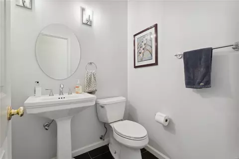 Bath - 512 Eagles Nest Ct, Wildwood, MO 63011 photo 4 of 4