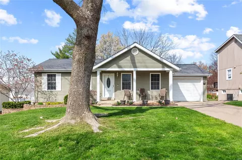 8 Shagbark Ct, Saint Peters, MO 63376