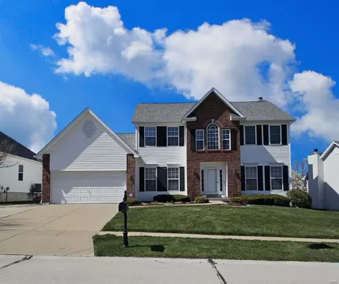 1245 Cypress Point Dr, O'fallon, MO 63366