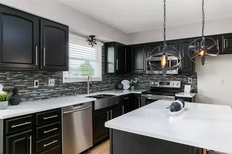 Kitchen - 6929 Brassel Dr, O'fallon, MO 63368 photo 2 of 7
