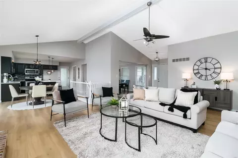 Living - 6929 Brassel Dr, O'fallon, MO 63368 photo 4 of 6