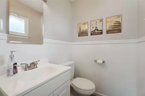 Bath - 715 Plaza Dr, O'fallon, MO 63366 photo 1 of 2