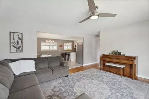 Living - 715 Plaza Dr, O'fallon, MO 63366 photo 3 of 3