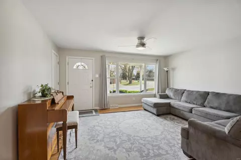 Living - 715 Plaza Dr, O'fallon, MO 63366 photo 1 of 3
