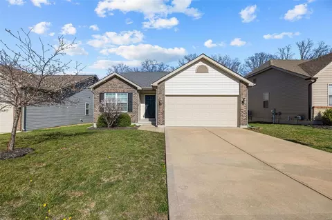 110 Ivy Brook Dr, Wentzville, MO 63385