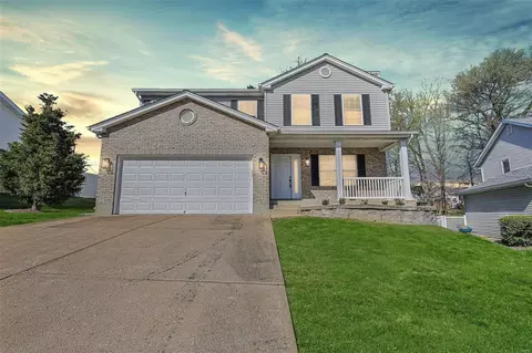 4329 New Colony Estates Dr, Saint Louis, MO 63129