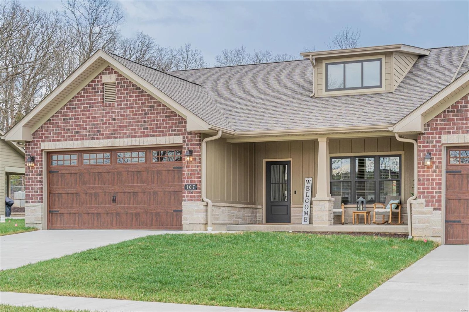 109 Stone Ledge Dr  