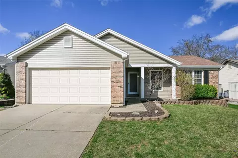 37 Barrington Dr, Saint Peters, MO 63376