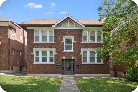 4967 Lindenwood Ave, Saint Louis, MO 63109