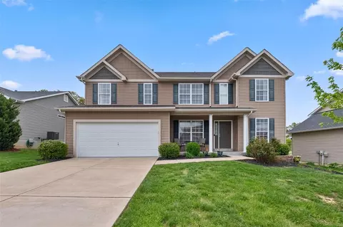 312 Pearson Ct, Saint Charles, MO 63304