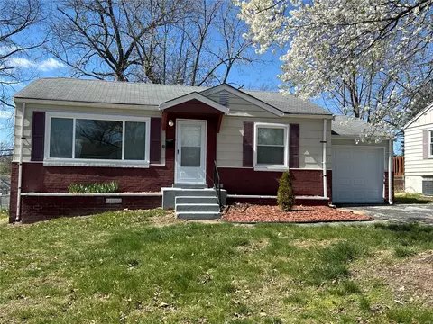 10163 Jepson Dr, Saint Louis, MO 63137