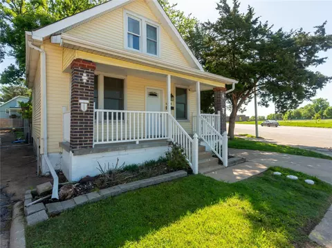 4669 Allemania St, Saint Louis, MO 63116