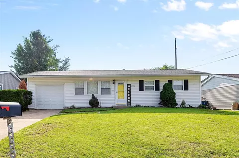 11356 Revere Ln, Saint Louis, MO 63128