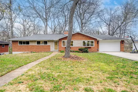11835 Twillwood Dr, Saint Louis, MO 63128