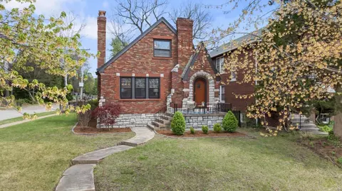7739 Brookline, Richmond Heights, MO 63117