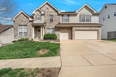 710 Grand View Ridge Ct, Eureka, MO 63025