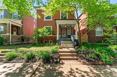 3714 Humphrey St, Saint Louis, MO 63116