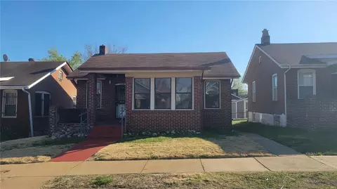 1008 Wall St, Saint Louis, MO 63147