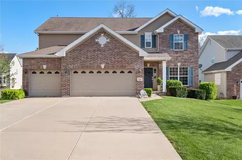 520 Wyndgate Lake Ct, Lake Saint Louis, MO 63367