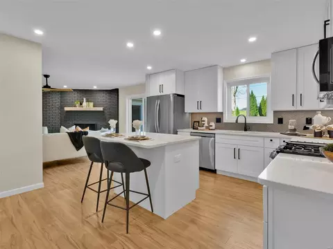 Kitchen - 439 Hill Trail Dr, Ballwin, MO 63011 photo 2 of 2