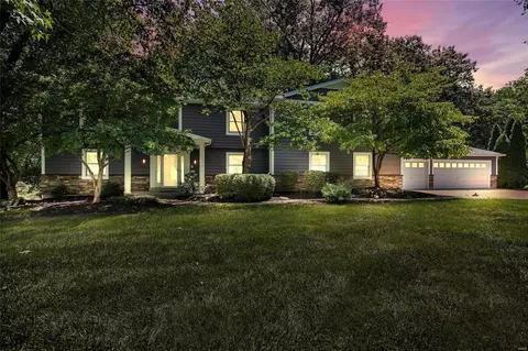 48 Witmer Dr, Chesterfield, MO 63017