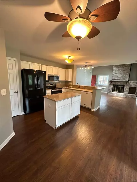 1704 Hemingway Ln #B, Weldon Spring, MO 63304 photo 8