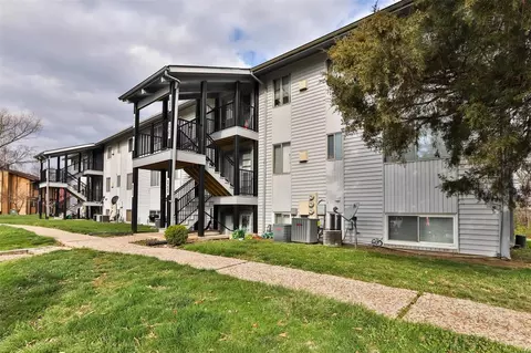 1823 Gascony Parc Dr #18233R, Lake Saint Louis, MO 63367