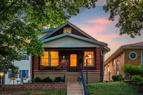 4443 Dewey Ave, Saint Louis, MO 63116