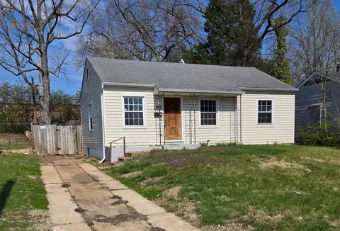 141 Cameron Rd, Saint Louis, MO 63137