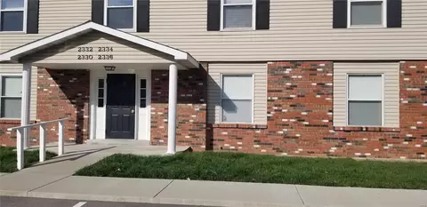 2336 Highland Hill Dr, Saint Peters, MO 63376