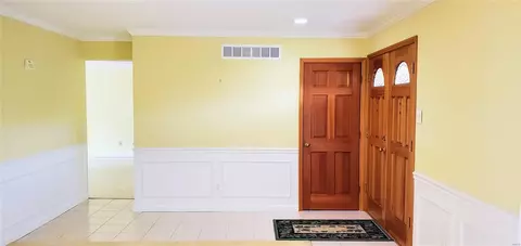 Entry Way - 124 Caybeth Dr, Ballwin, MO 63011 photo 1 of 1